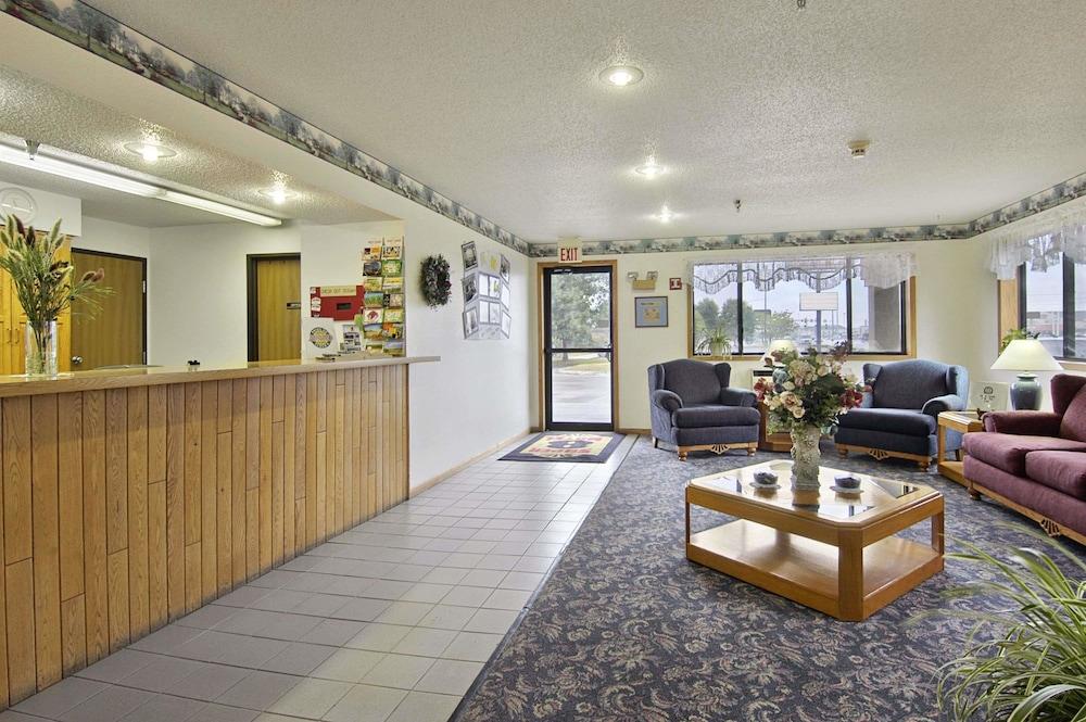 Super 8 By Wyndham Ankeny/Des Moines Area Hotel Exterior foto