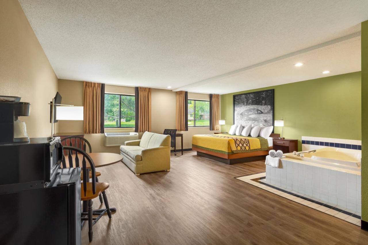 Super 8 By Wyndham Ankeny/Des Moines Area Hotel Exterior foto