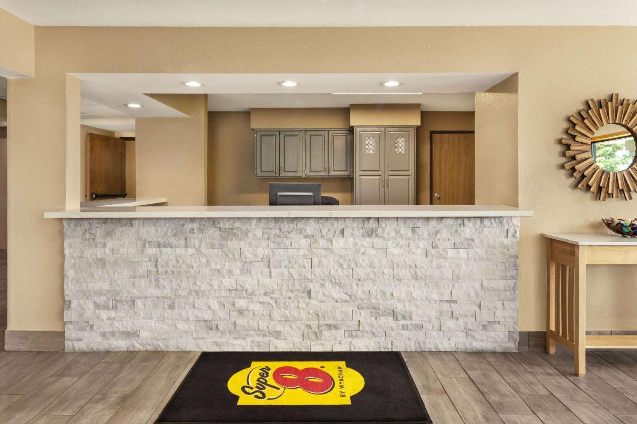 Super 8 By Wyndham Ankeny/Des Moines Area Hotel Exterior foto